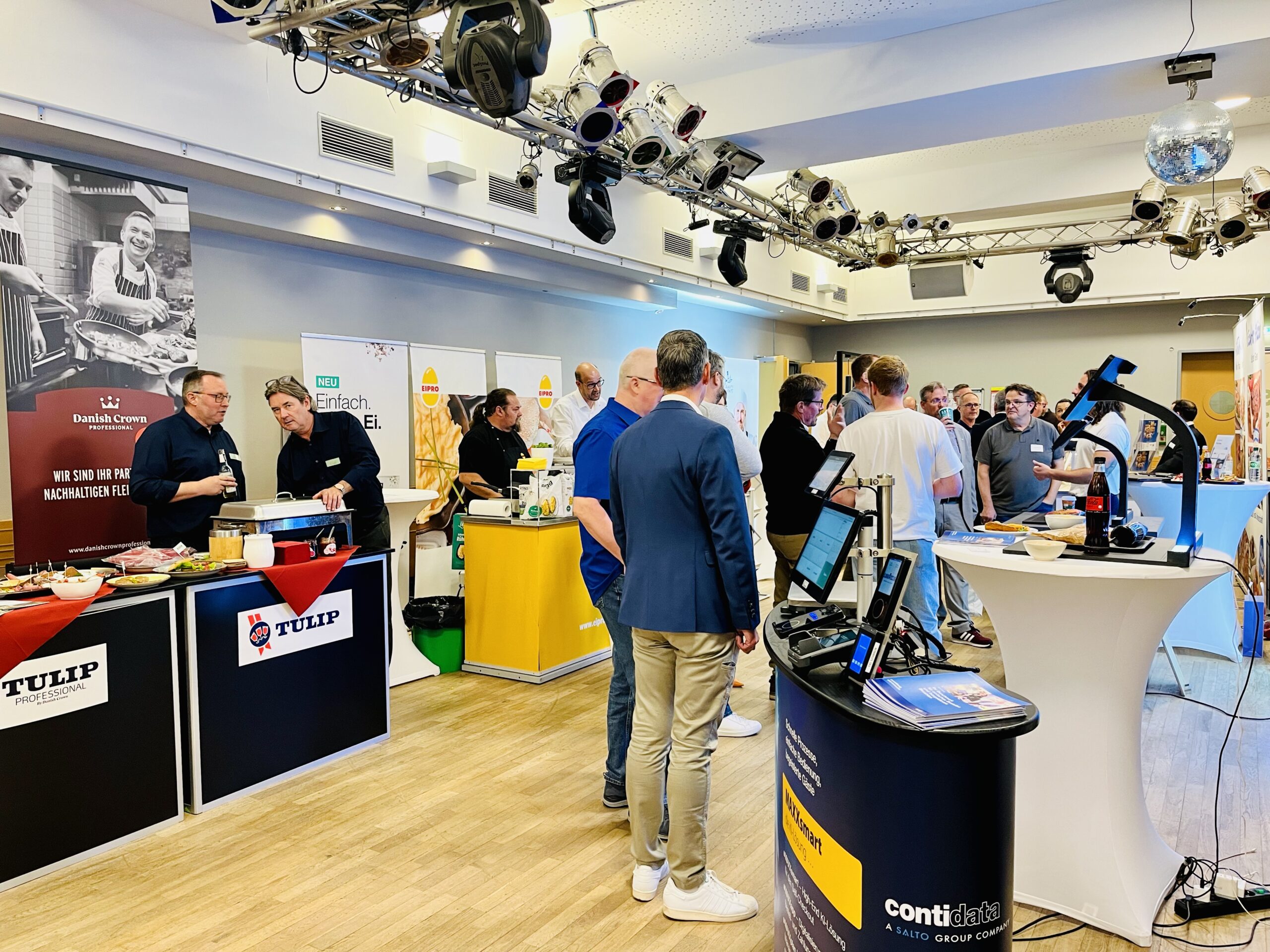 Aussteller bei der Mensa-Tagung